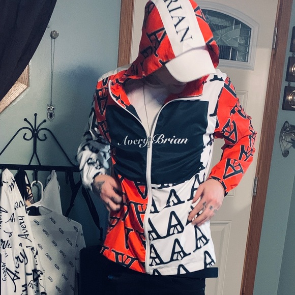 Meet your Posher, Anthony - Picture 2 of 2